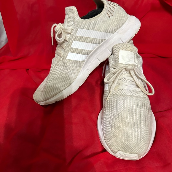 Adidas Mens Swift Run X Triple White Running Shoes Sneakers Size 11 great condit - Picture 2 of 11